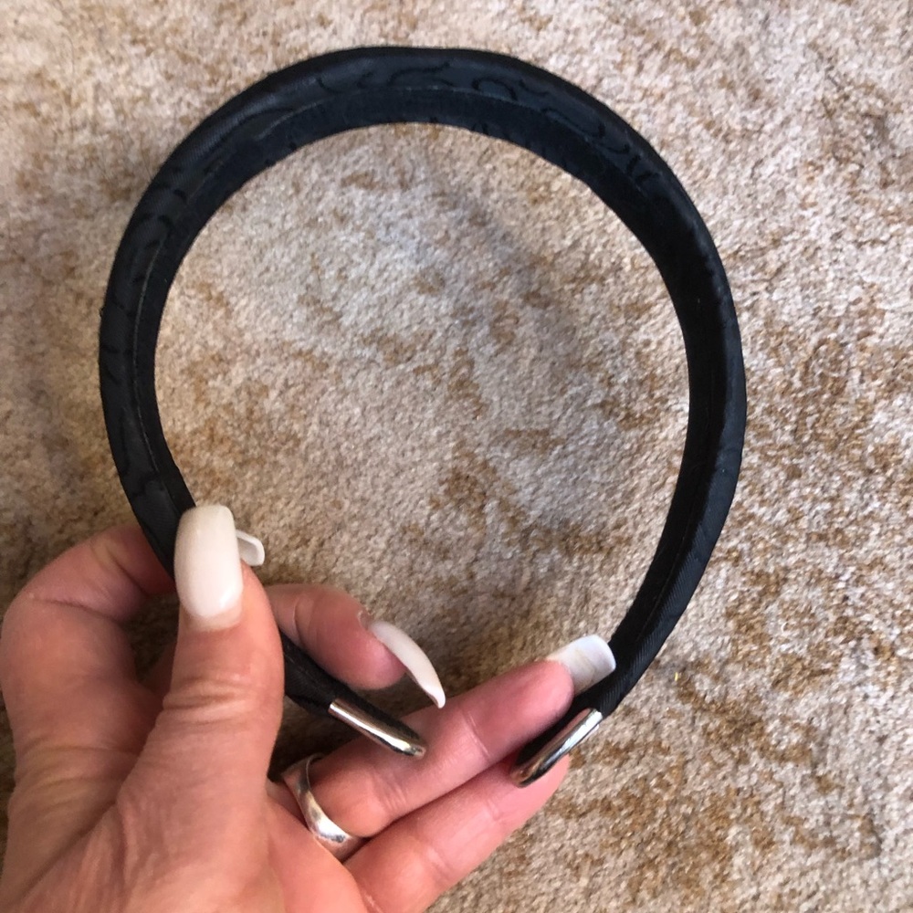 Headband black satin pattern